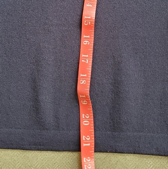 Talbots knit V neck and back short sleeve - Picture 4 of 5